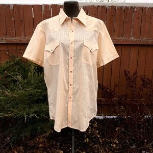 Vintage peach short sleeve  Pearl Snap western shirt 🤠